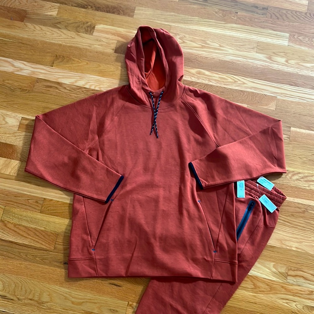 Men’s Tech Jogger Sweatsuit